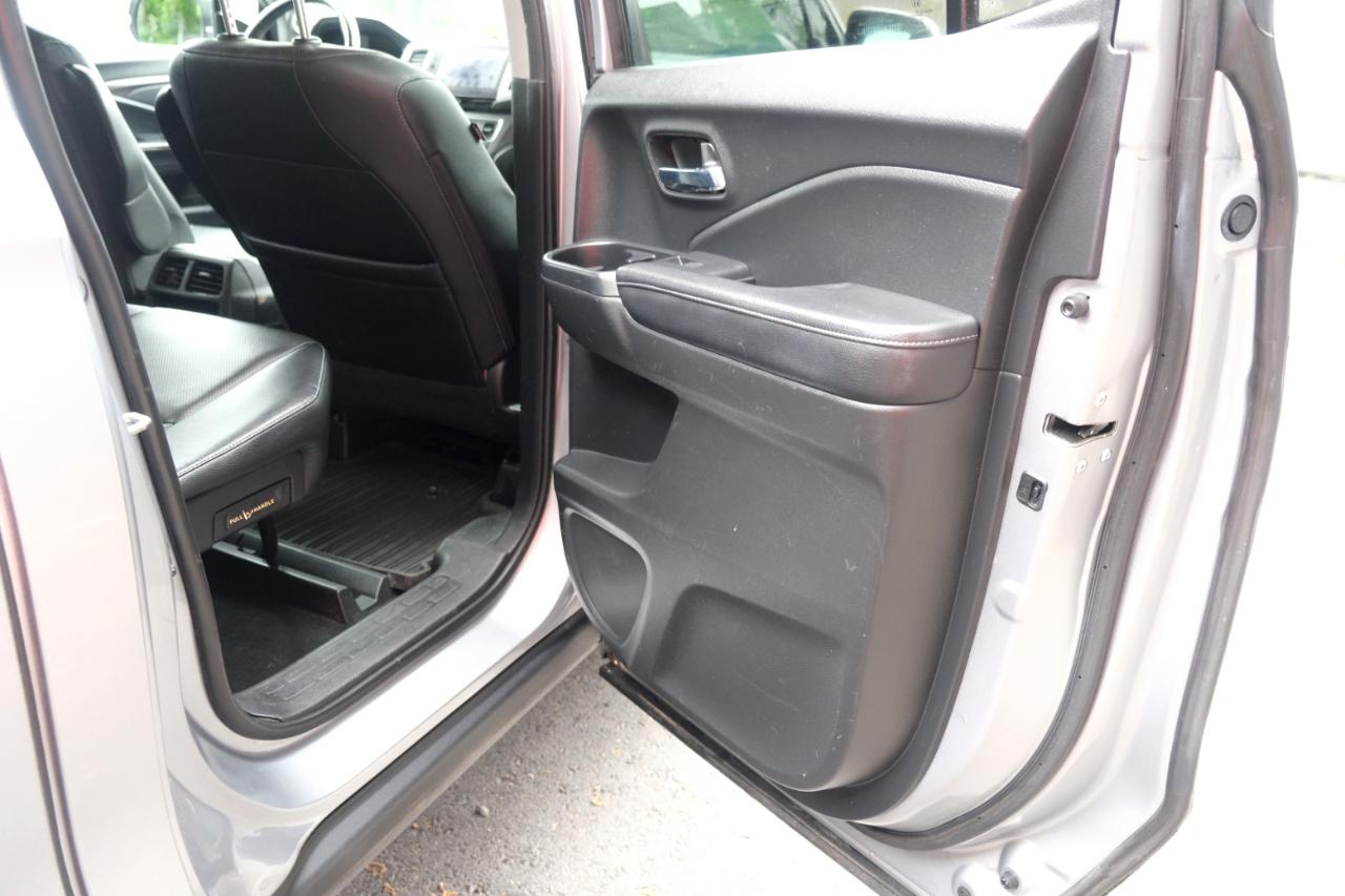 Honda Ridgeline RTL-T 4x4 Crew Cab 5.3' Bed 2017