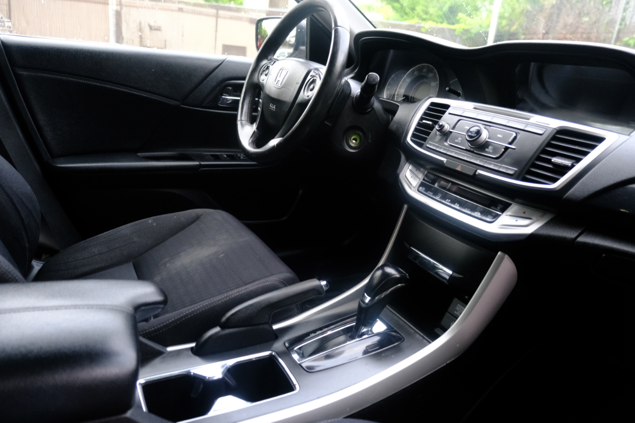 Honda Accord Sedan 4dr I4 CVT Sport 2015