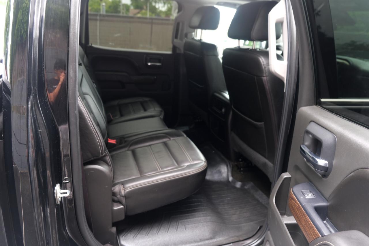 GMC Sierra 1500 4WD Crew Cab 143.5" Denali 2017