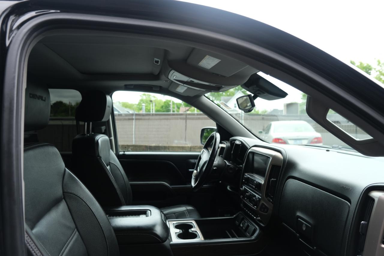 GMC Sierra 1500 4WD Crew Cab 143.5" Denali 2017