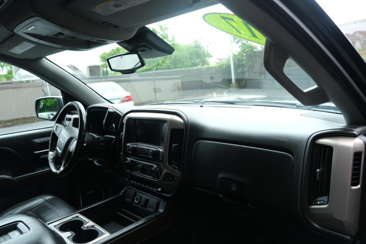 GMC Sierra 1500 4WD Crew Cab 143.5" Denali 2017