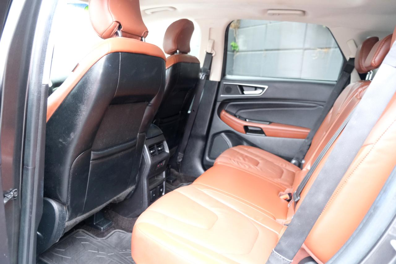 Ford Edge 4dr Titanium AWD 2016