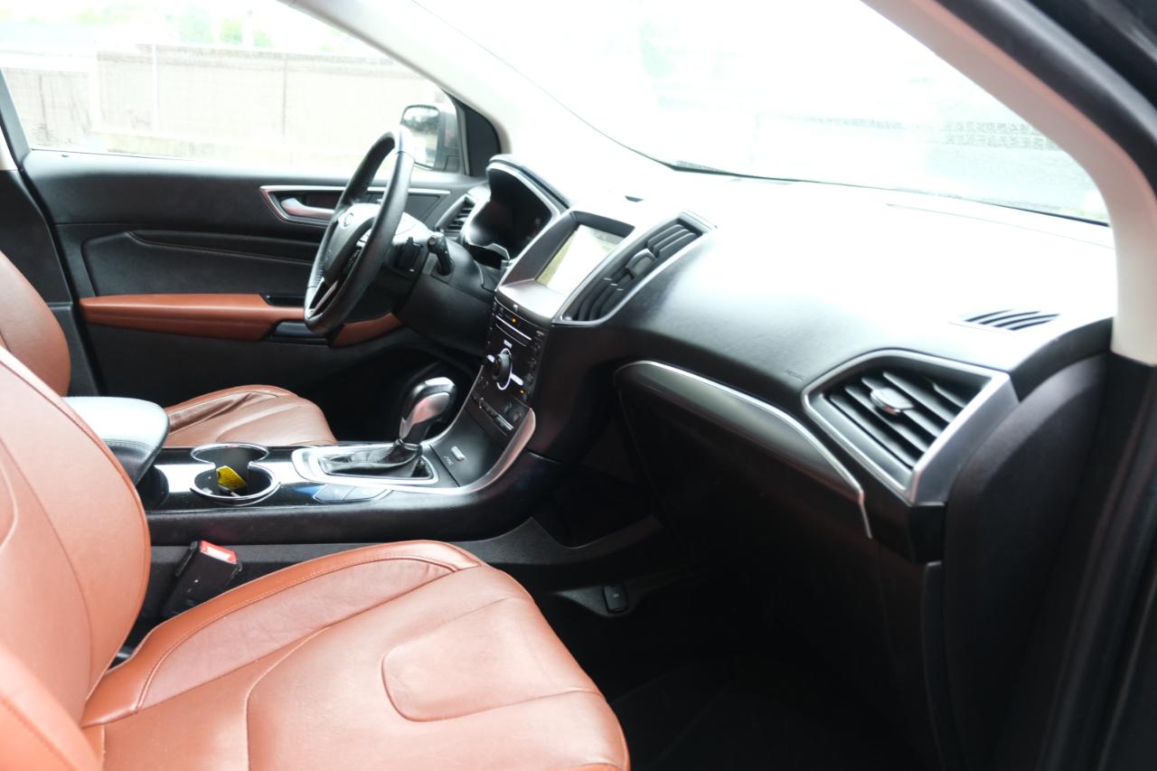 Ford Edge 4dr Titanium AWD 2016