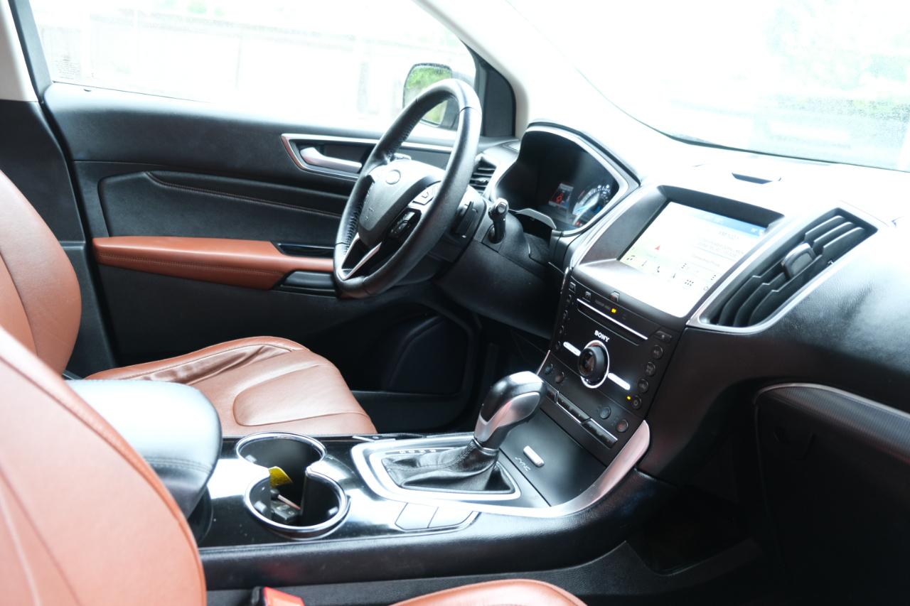 Ford Edge 4dr Titanium AWD 2016