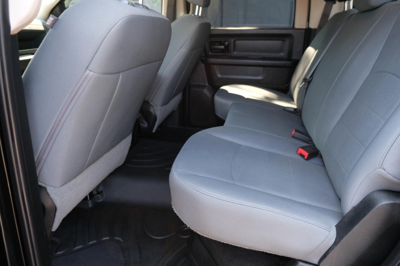 RAM 1500 Express 4x4 Crew Cab 5'7" Box 2018
