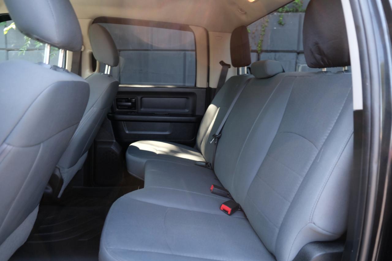 RAM 1500 Express 4x4 Crew Cab 5'7" Box 2018