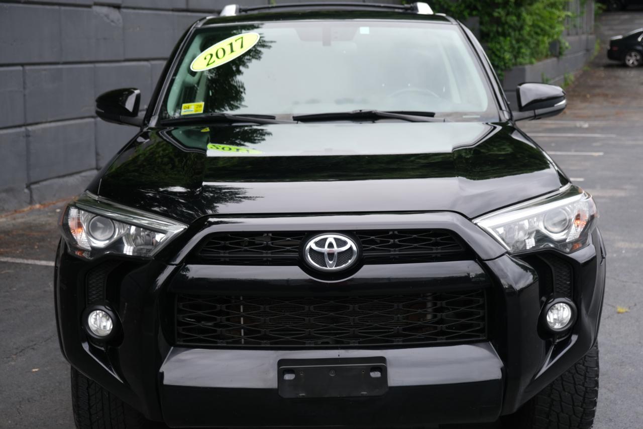 Toyota 4Runner SR5 Premium 4D SUV 4WD V6 2017