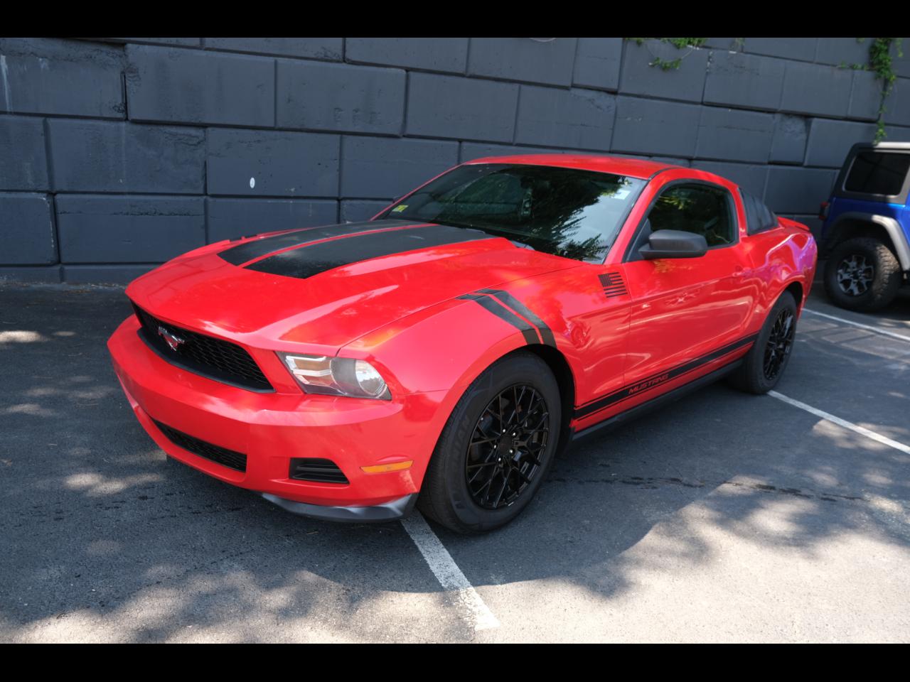 2012 Ford Mustang 2dr Cpe V6