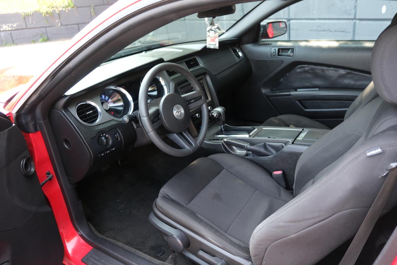 Ford Mustang 2dr Cpe V6 2012