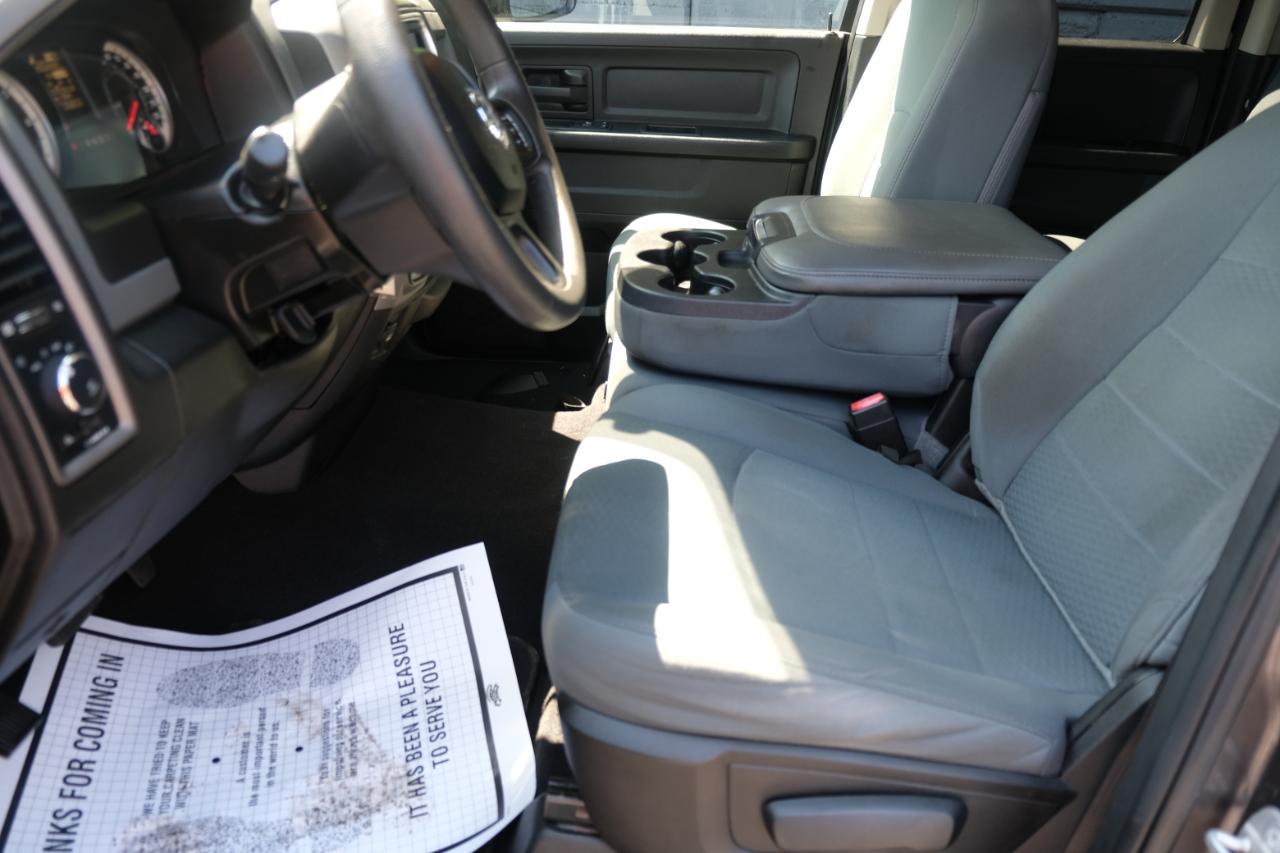 RAM 1500 Classic Express 4x4 Quad Cab 6'4" Box 2019