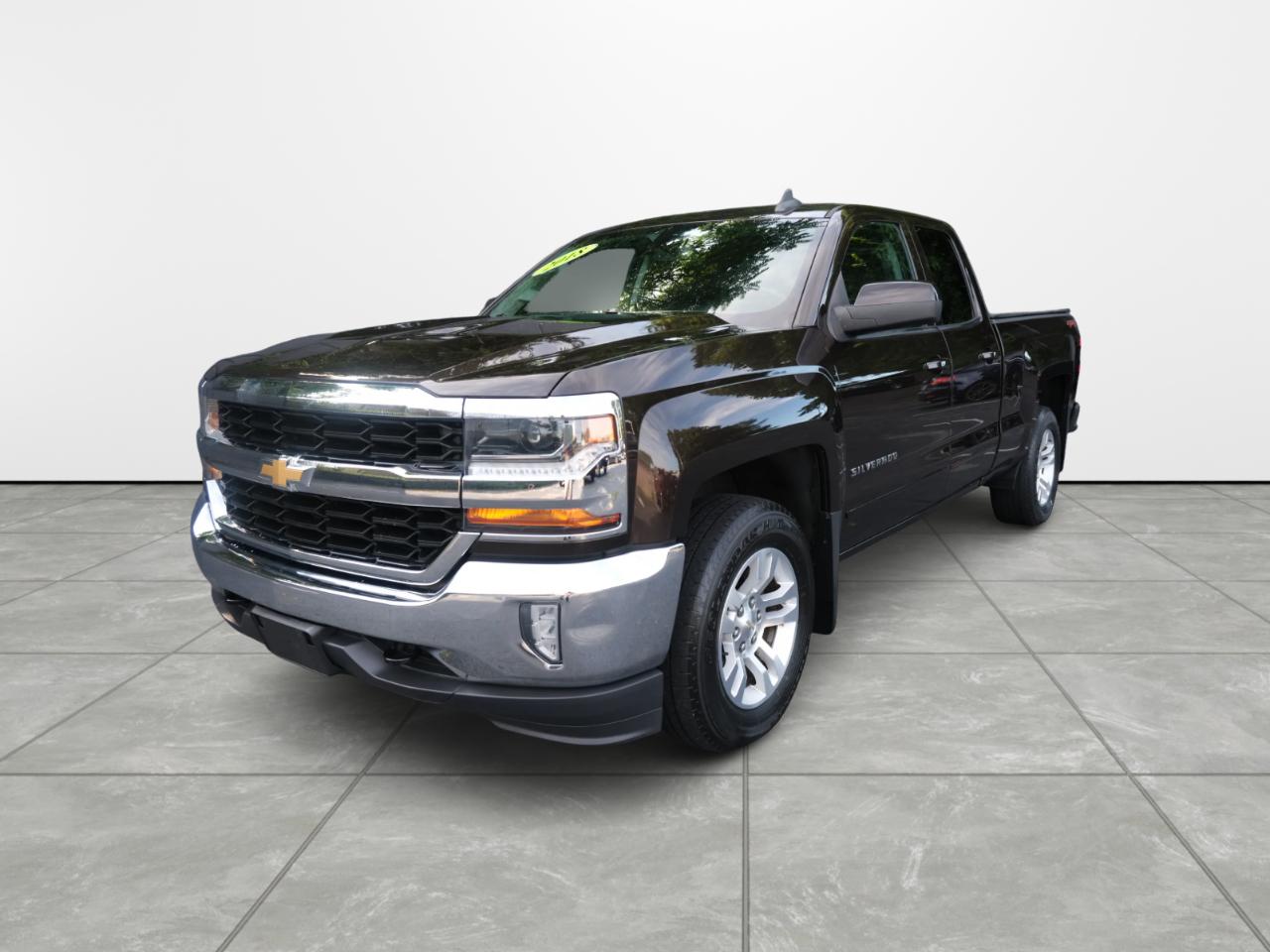 2018 Chevrolet Silverado 1500 4WD Double Cab 143.5" LT w/1LT