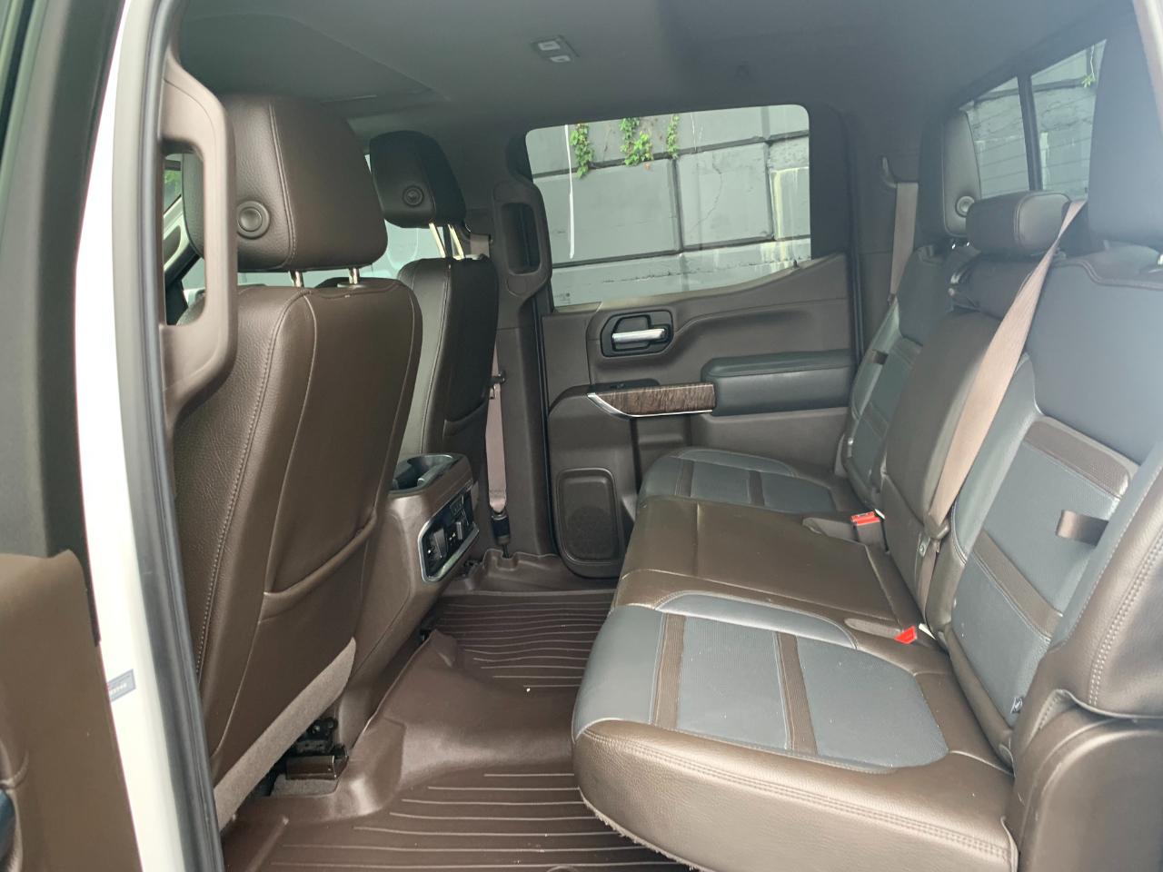 GMC Sierra 1500 4WD Crew Cab 147" Denali 2019