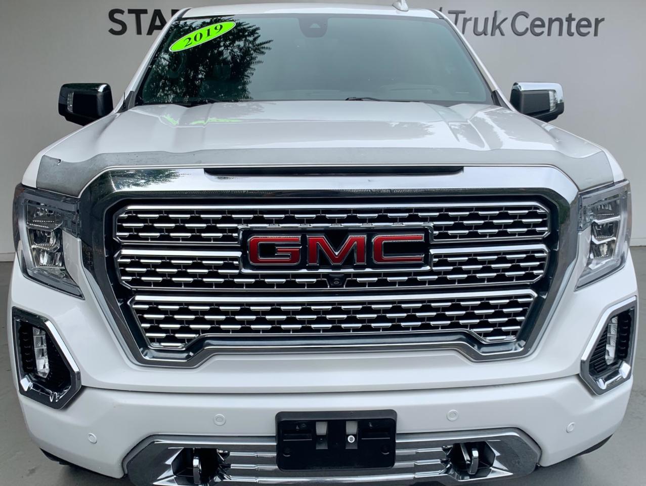 GMC Sierra 1500 4WD Crew Cab 147" Denali 2019