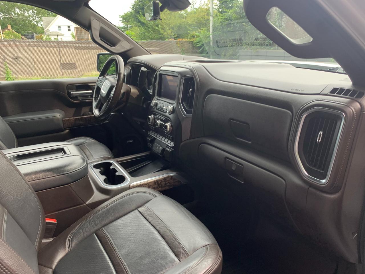 GMC Sierra 1500 4WD Crew Cab 147" Denali 2019