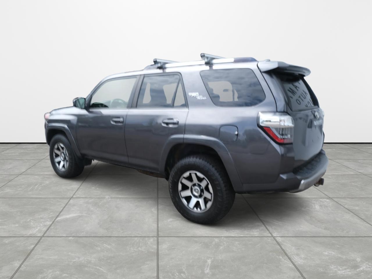 Toyota 4Runner TRD Off Road 4D SUV 4WD 2017