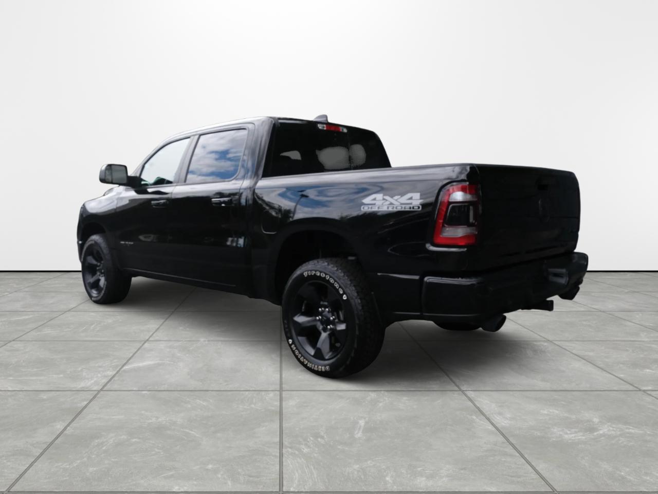 RAM 1500 Big Horn/Lone Star 4x4 Crew Cab 5'7" Box 2019