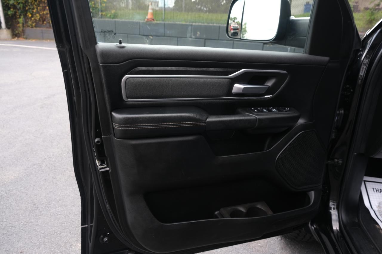 RAM 1500 Big Horn/Lone Star 4x4 Crew Cab 5'7" Box 2019