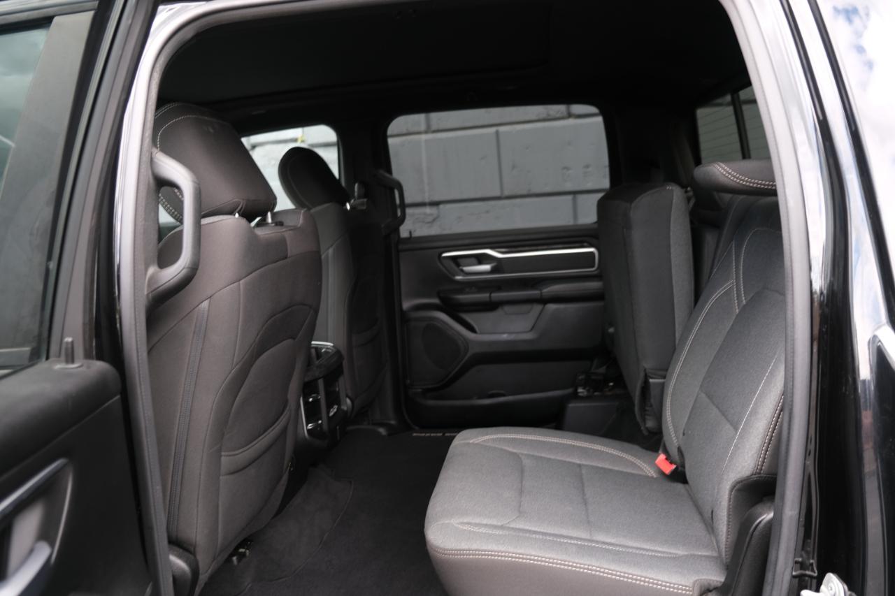 RAM 1500 Big Horn/Lone Star 4x4 Crew Cab 5'7" Box 2019