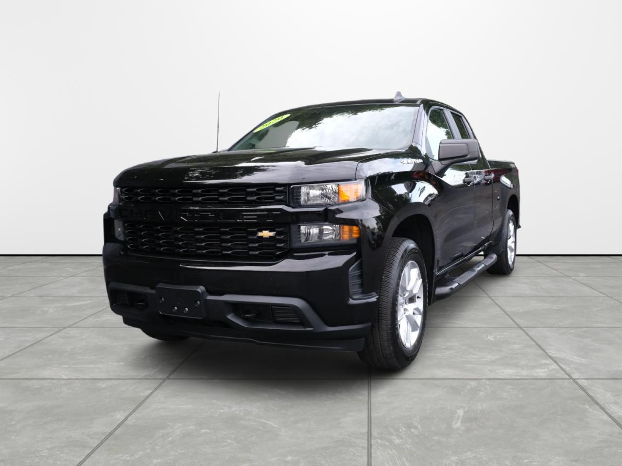 2020 Chevrolet Silverado 1500 4WD Double Cab 147" Custom
