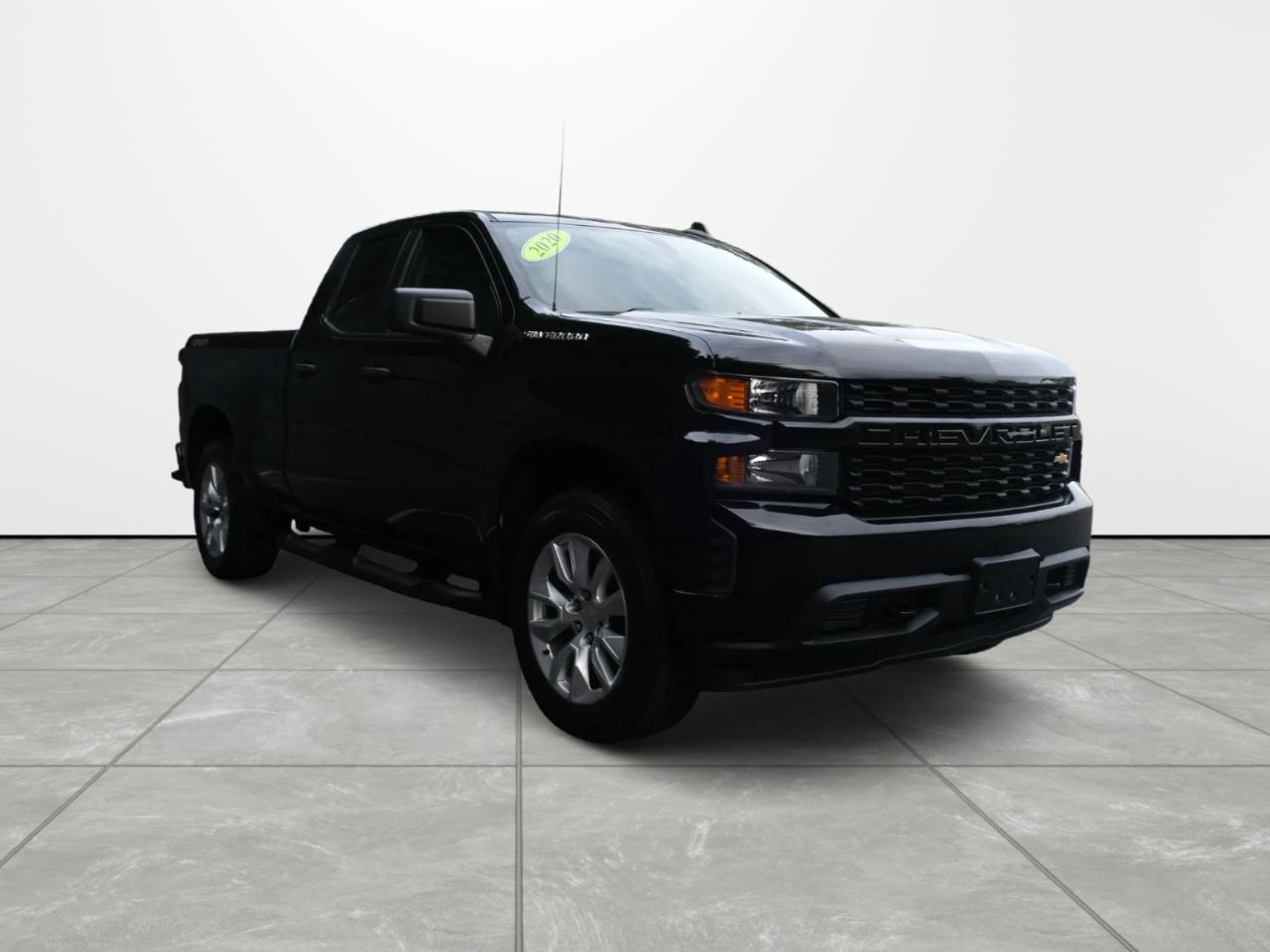 Chevrolet Silverado 1500 4WD Double Cab 147" Custom 2020