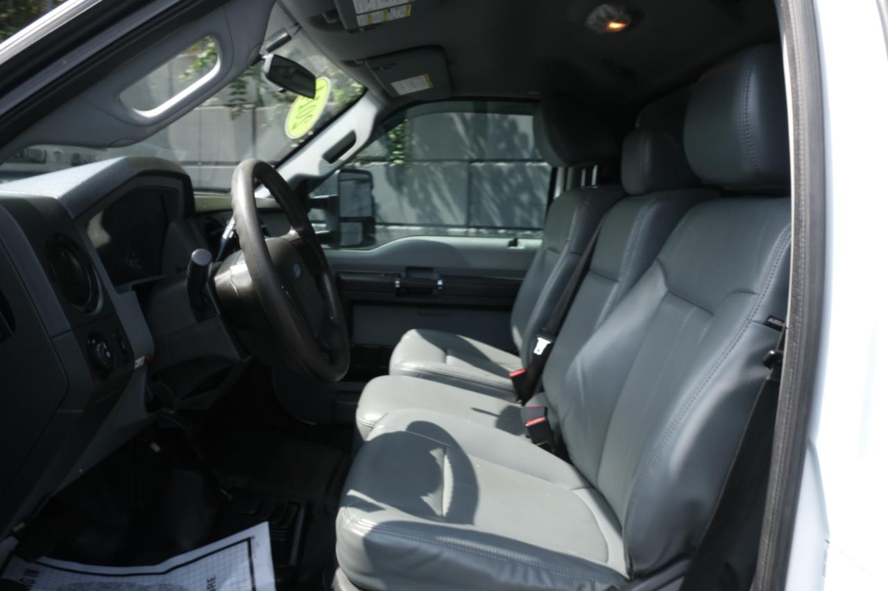 Ford Super Duty F-350 DRW 4WD Reg Cab 141" WB 60" CA XL 2014