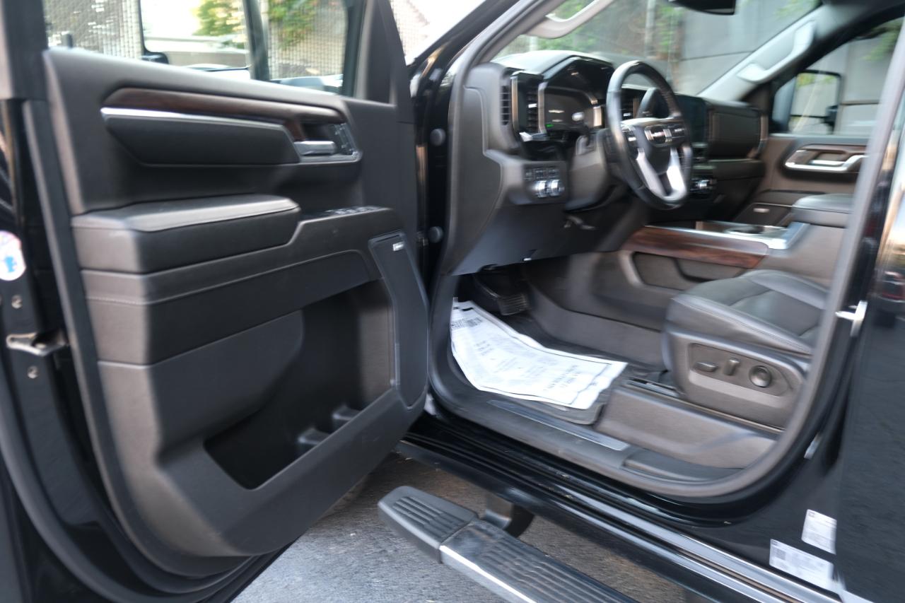 GMC Sierra 2500HD 4WD Crew Cab 159" SLT 2024