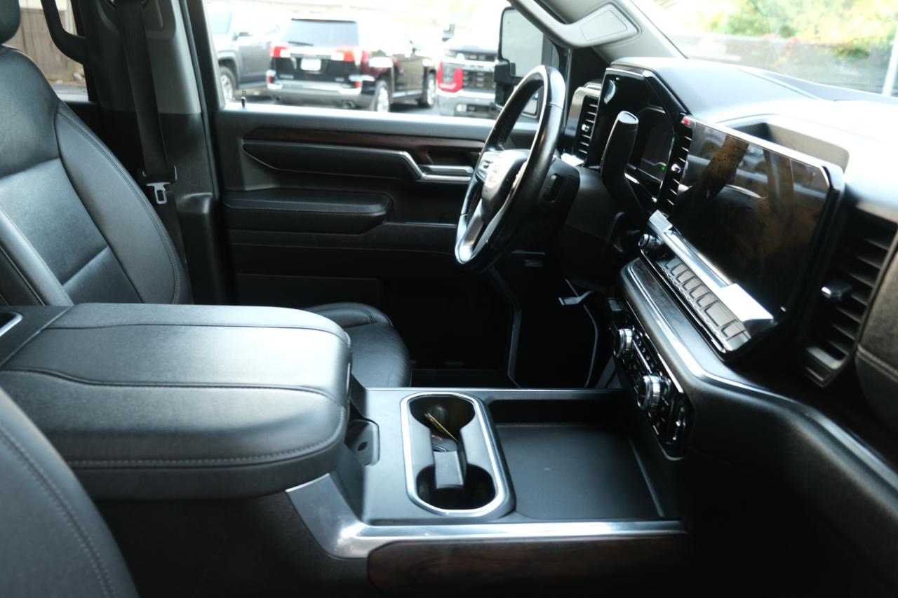 GMC Sierra 2500HD 4WD Crew Cab 159" SLT 2024