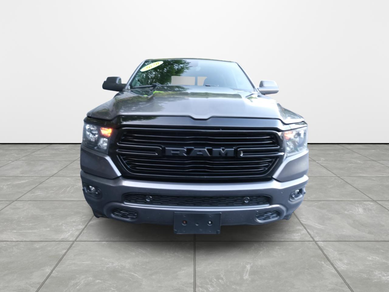 RAM 1500 Big Horn 4x4 Crew Cab 5'7" Box 2020