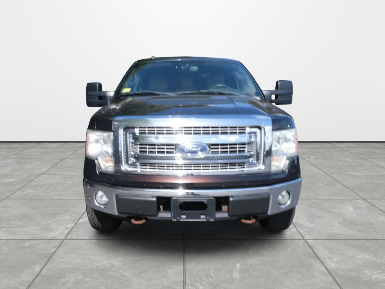 Ford F-150 4WD SuperCrew 145" XL 2013