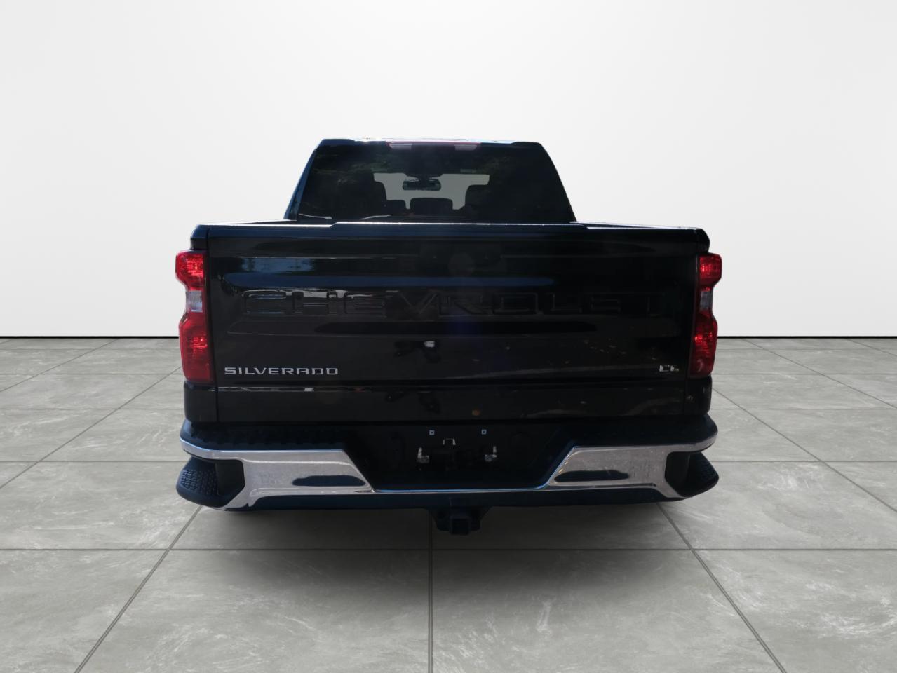 Chevrolet Silverado 1500 4WD Crew Cab 147" LT w/1LT 2021
