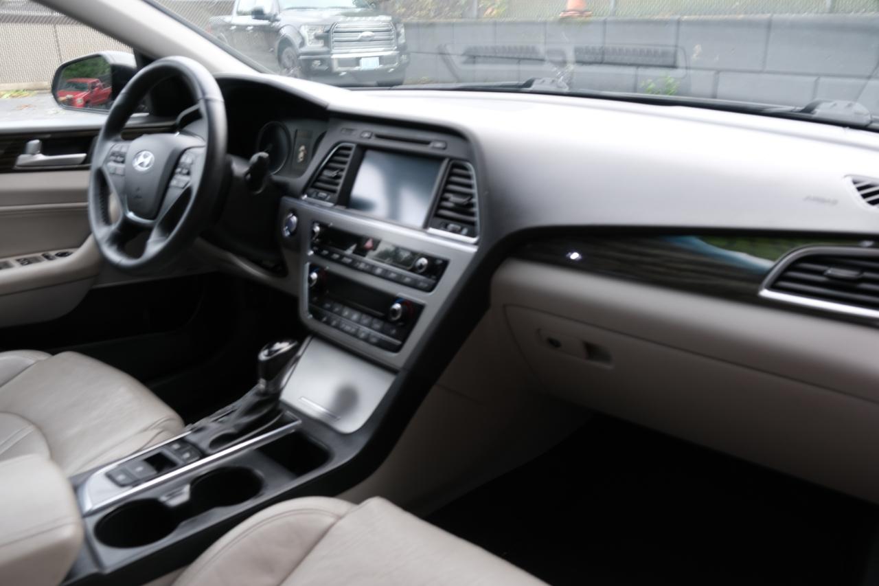 Hyundai Sonata 4dr Sdn 2.4L Limited 2016