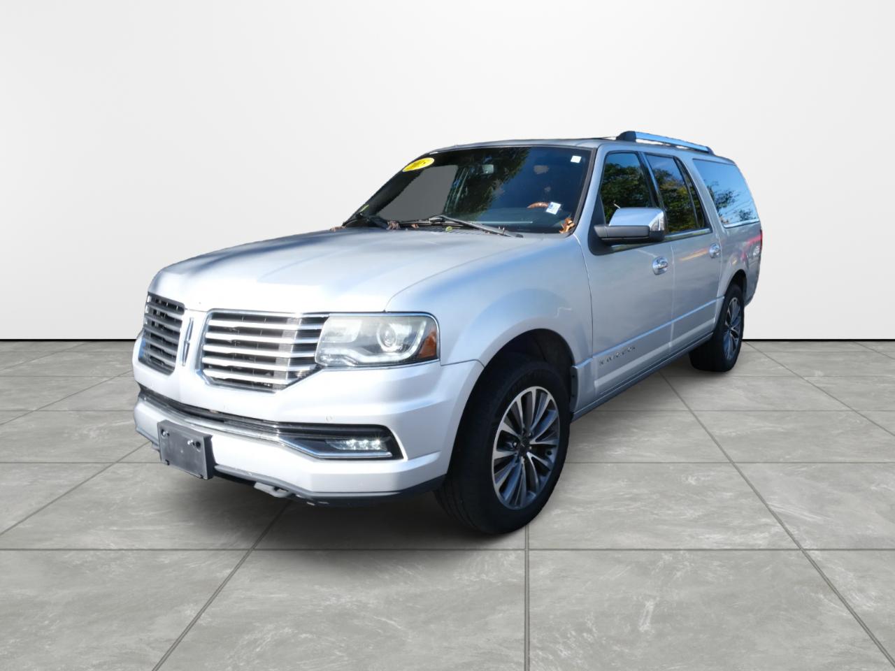 2015 Lincoln Navigator L 2WD 4dr
