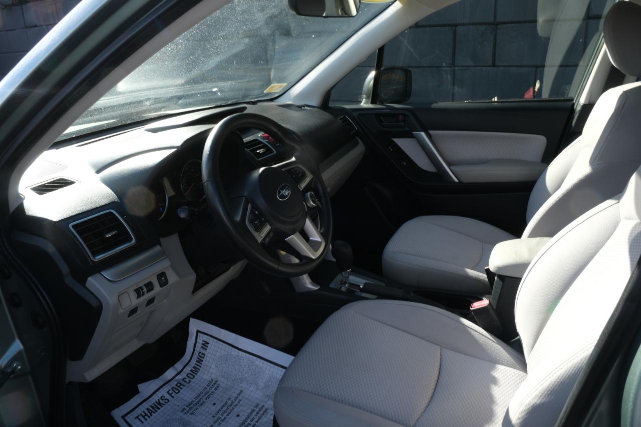 Subaru Forester 2.5i CVT 2017
