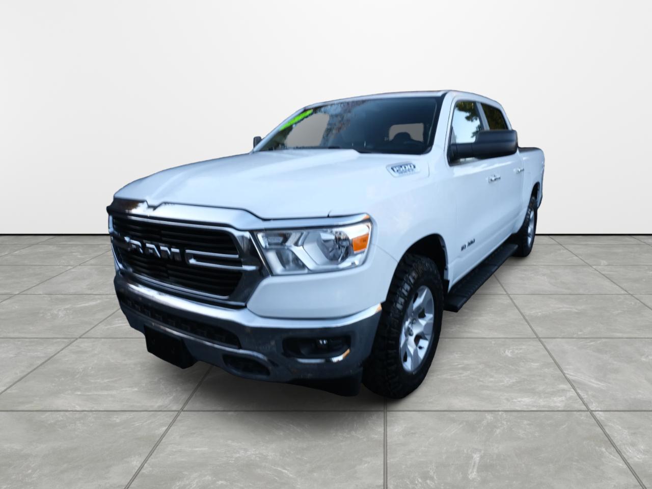 2020 RAM 1500 Big Horn 4x4 Crew Cab 5'7" Box