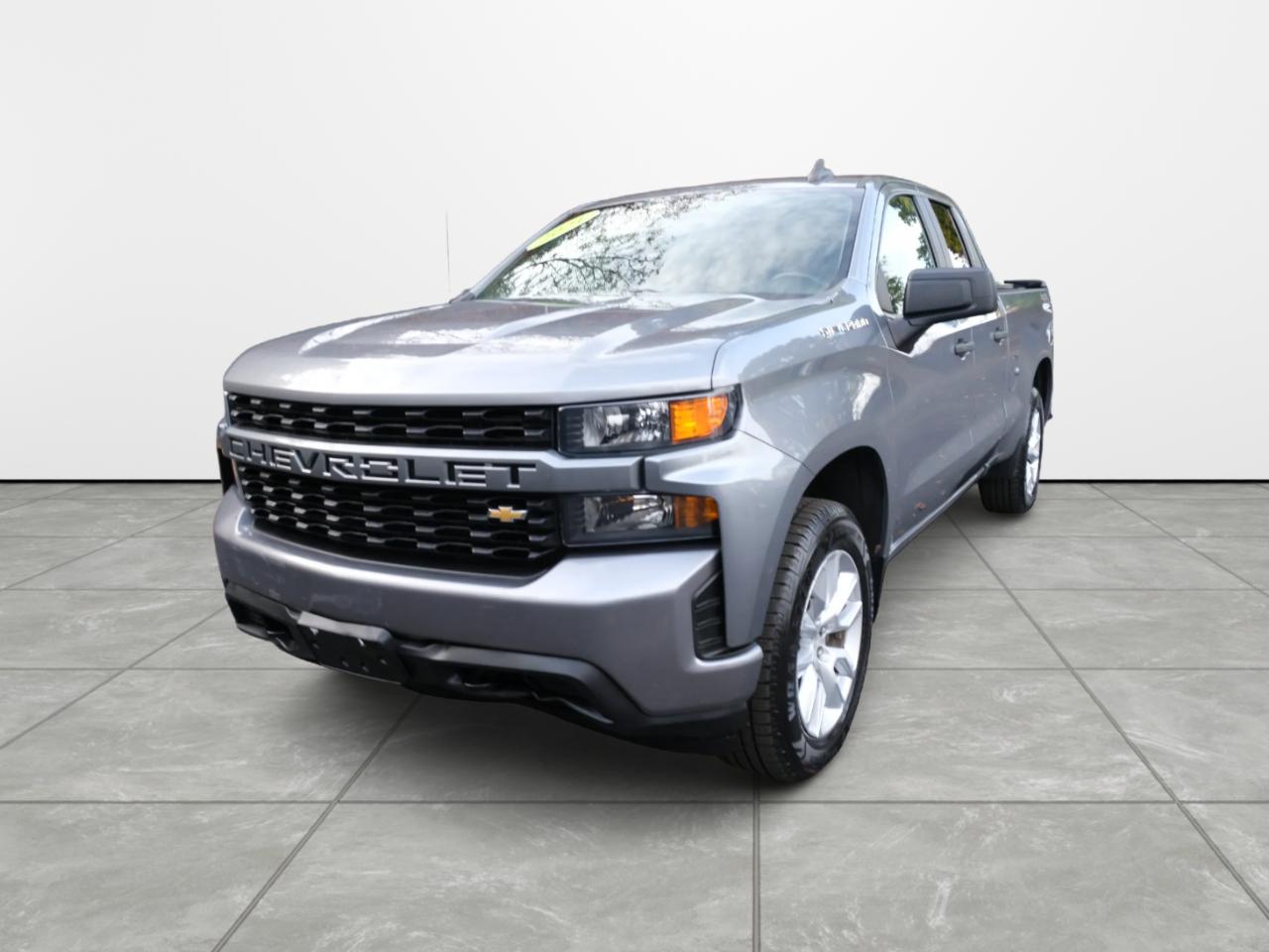 2021 Chevrolet Silverado 1500 4WD Double Cab 147" Custom