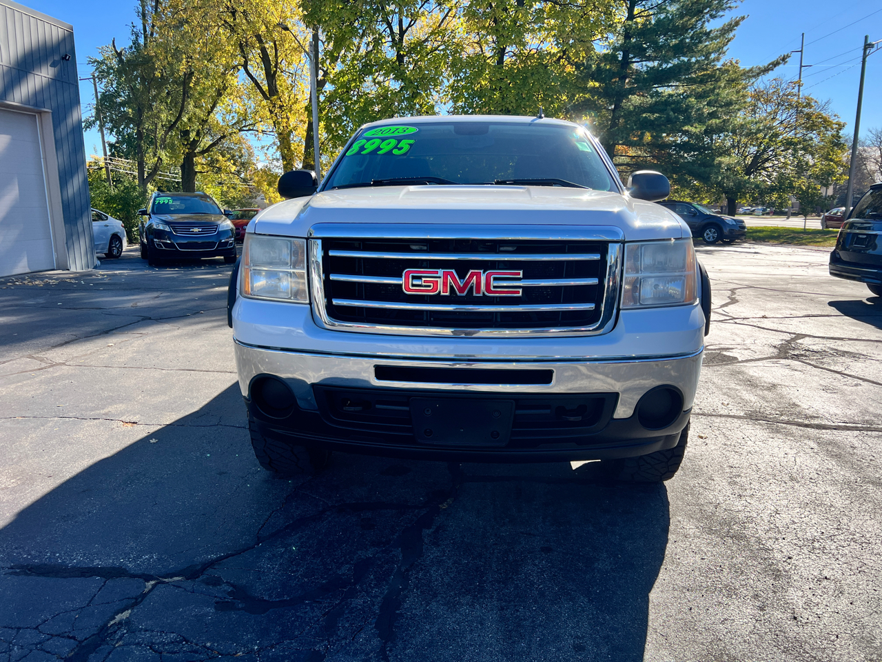 GMC Sierra 1500 4WD Crew Cab 143.5" SL 2013 GMC Sierra 1500 4WD Crew Cab 143.5" SL 2013