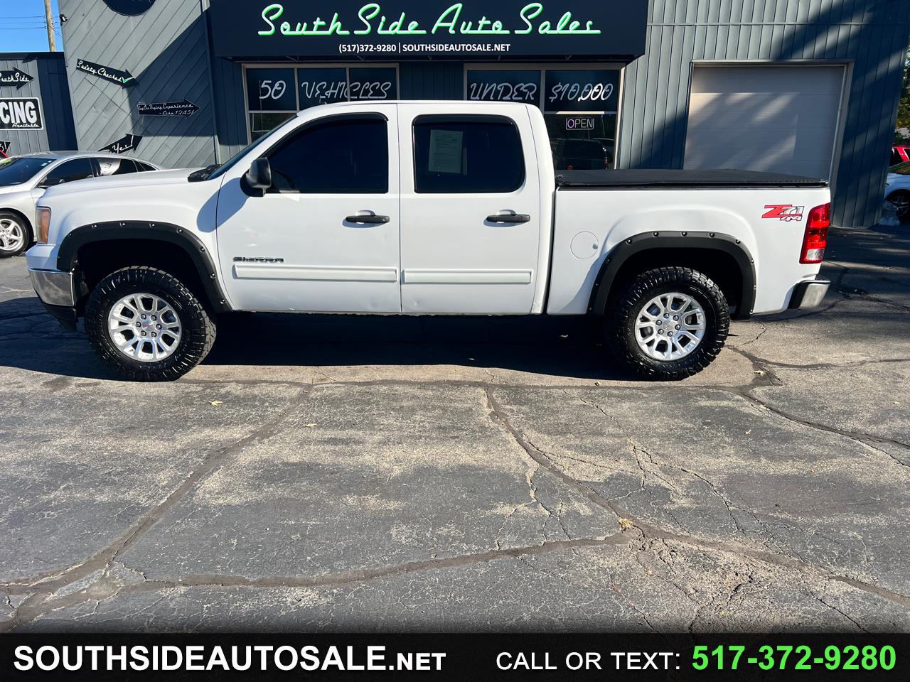 GMC Sierra 1500 4WD Crew Cab 143.5" SL 2013 GMC Sierra 1500 4WD Crew Cab 143.5" SL 2013