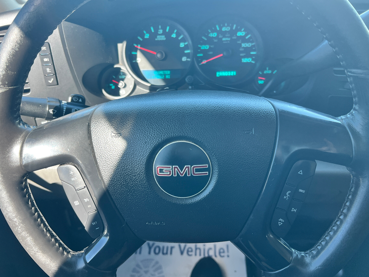GMC Sierra 1500 4WD Crew Cab 143.5" SL 2013 GMC Sierra 1500 4WD Crew Cab 143.5" SL 2013
