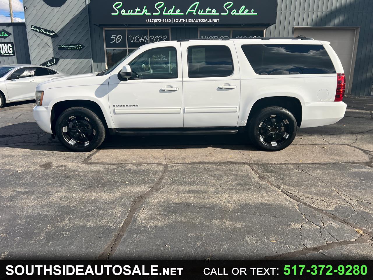 2011 Chevrolet Suburban 4WD 4dr 1500 LT