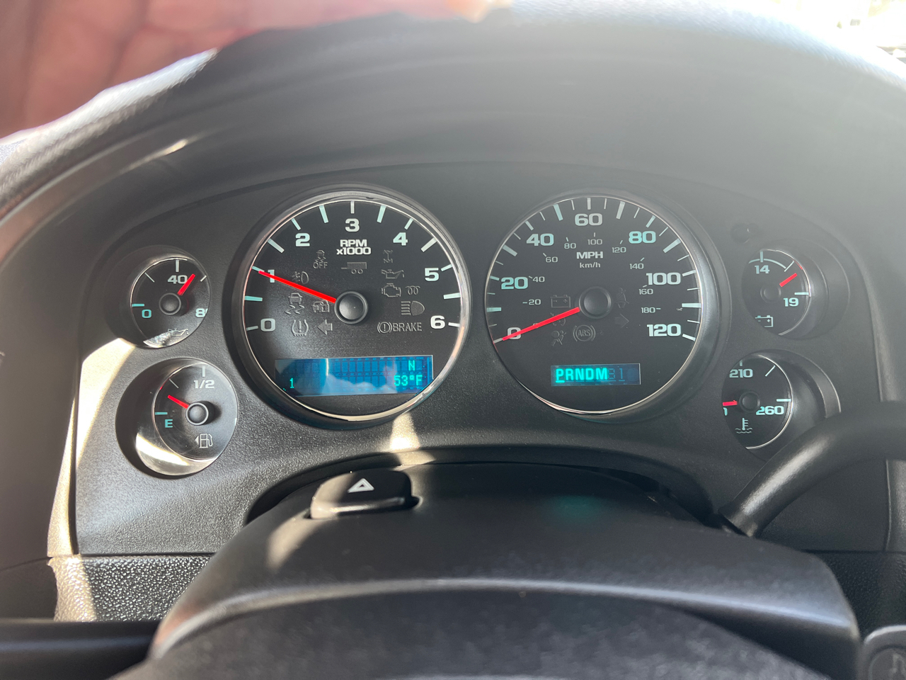 Chevrolet Suburban 4WD 4dr 1500 LT 2011 Chevrolet Suburban 4WD 4dr 1500 LT 2011