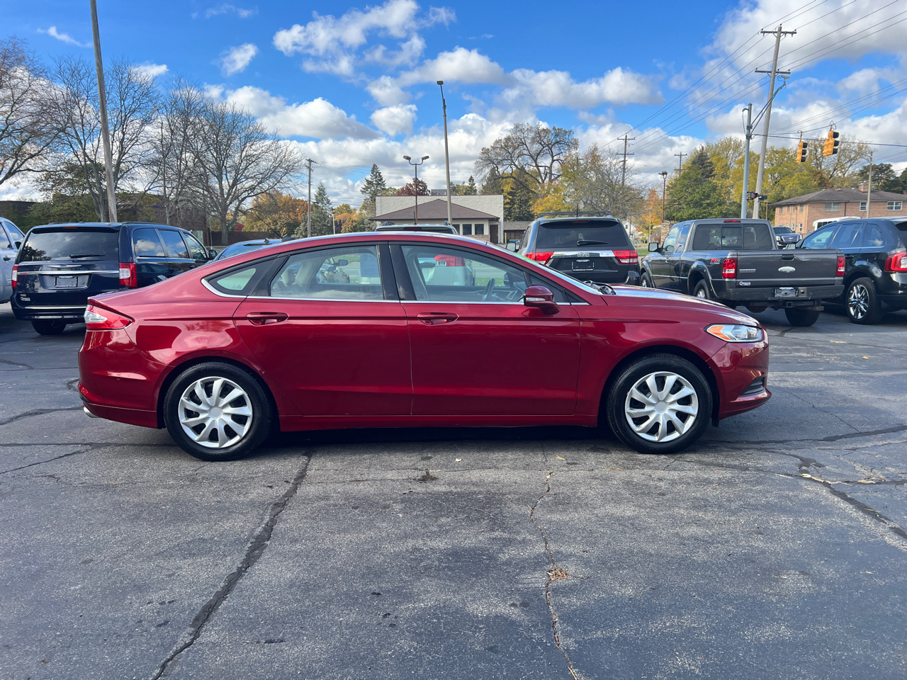 Ford Fusion 4dr Sdn SE FWD 2013 Ford Fusion 4dr Sdn SE FWD 2013