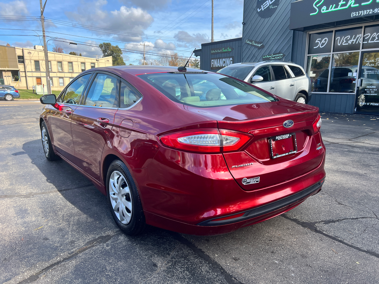 Ford Fusion 4dr Sdn SE FWD 2013 Ford Fusion 4dr Sdn SE FWD 2013
