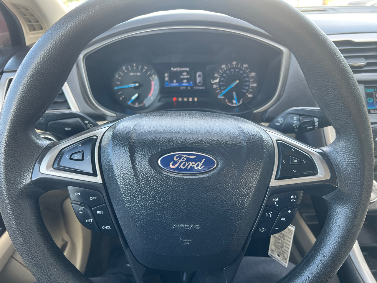 Ford Fusion 4dr Sdn SE FWD 2013 Ford Fusion 4dr Sdn SE FWD 2013