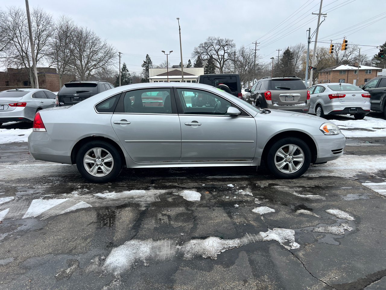 Chevrolet Impala 4dr Sdn LS Retail 2012