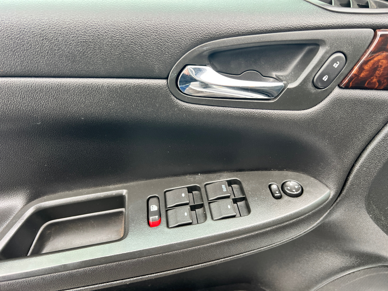 Chevrolet Impala 4dr Sdn LS Retail 2012