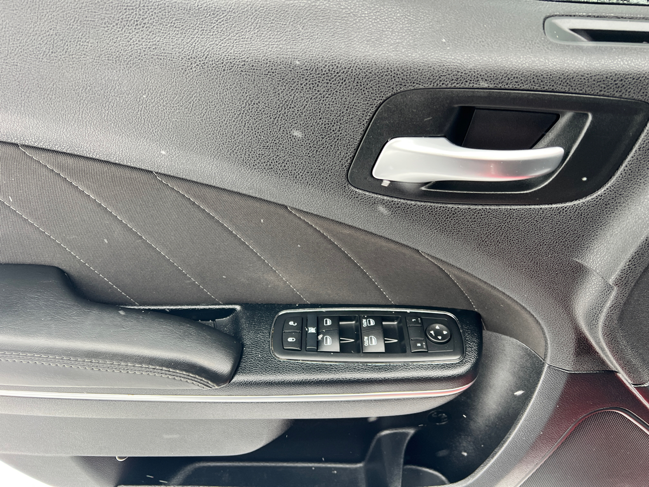 Dodge Charger 4dr Sdn SXT AWD 2016