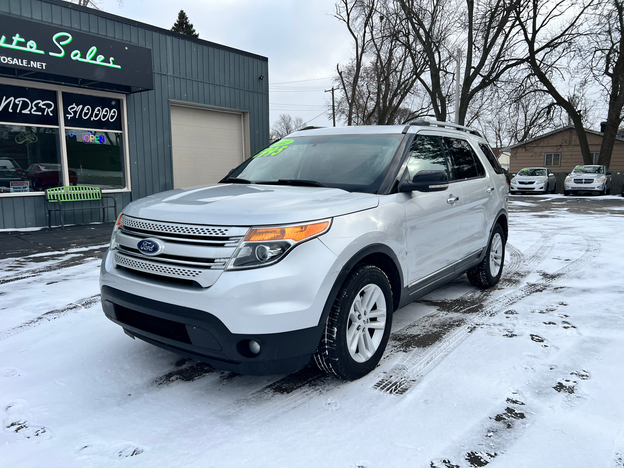 Ford Explorer 4WD 4dr XLT 2012