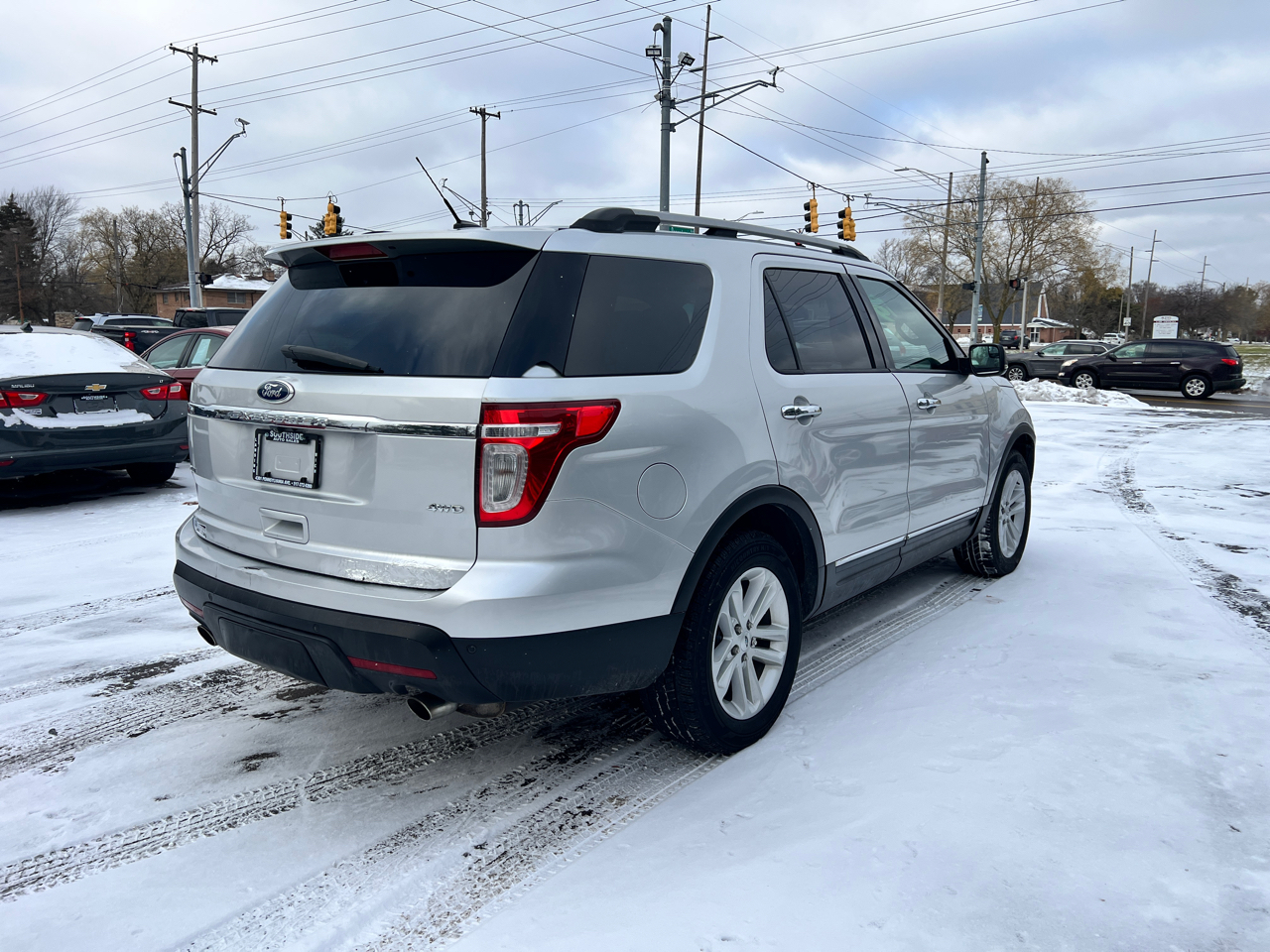 Ford Explorer 4WD 4dr XLT 2012