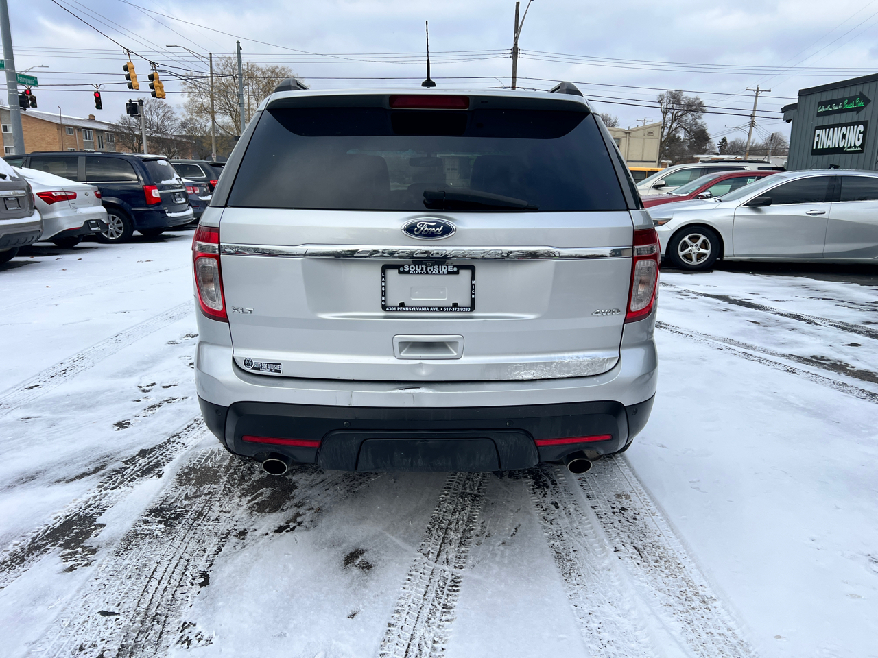 Ford Explorer 4WD 4dr XLT 2012