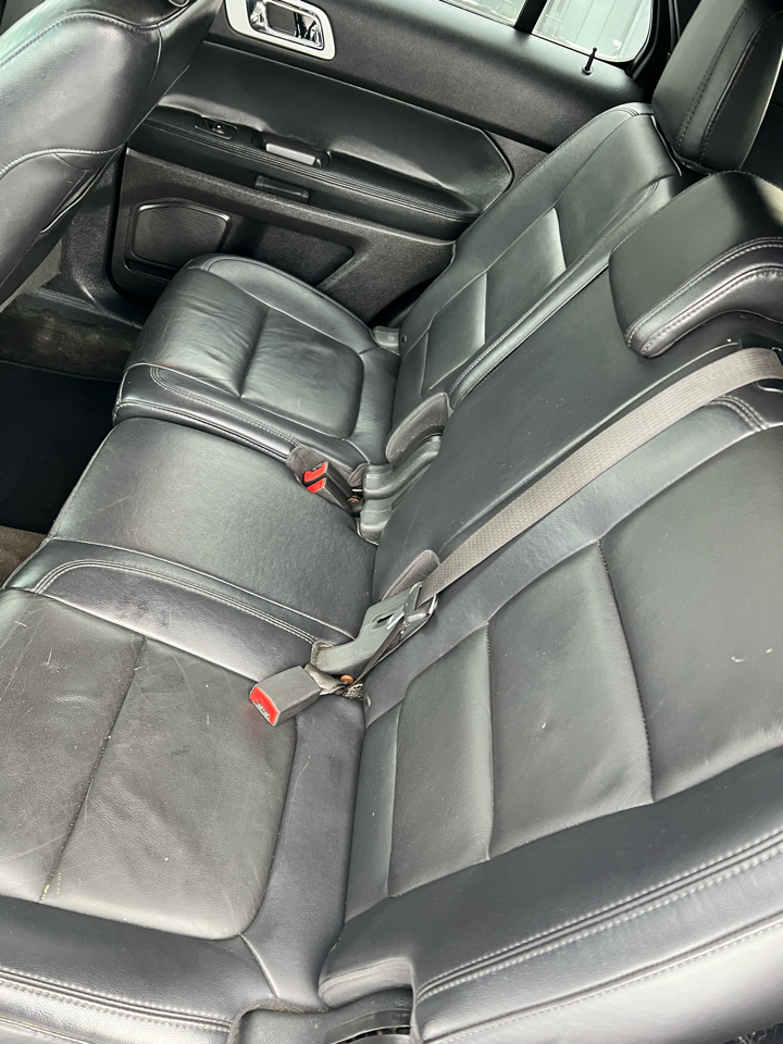 Ford Explorer 4WD 4dr XLT 2012